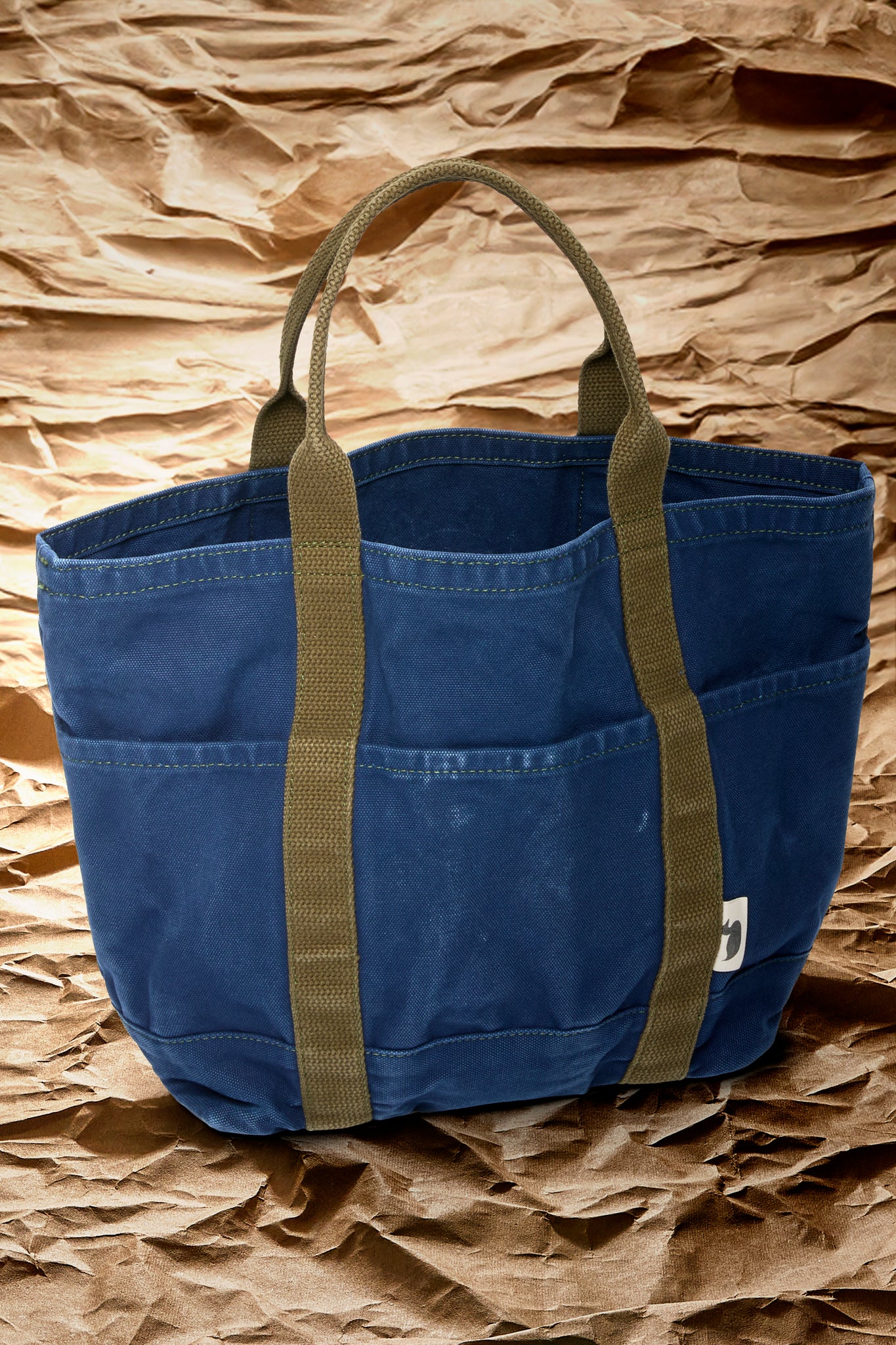 FIELD TOTE